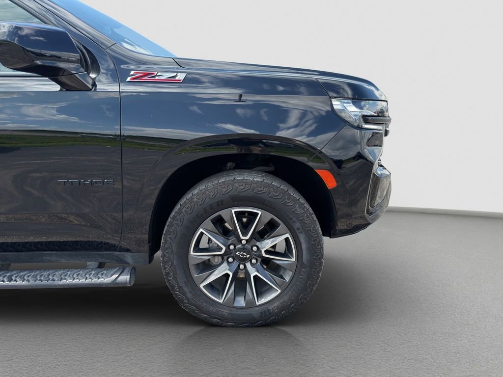 Used 2024 Black Chevrolet Z71 image 30