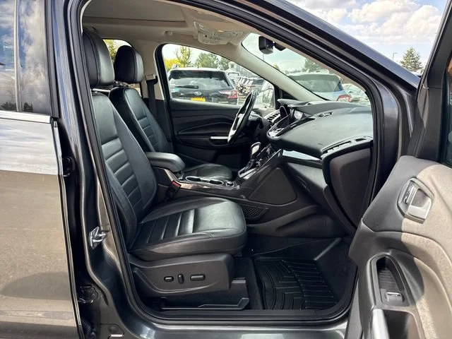 Used 2016 Magnetic Ford Titanium image 9