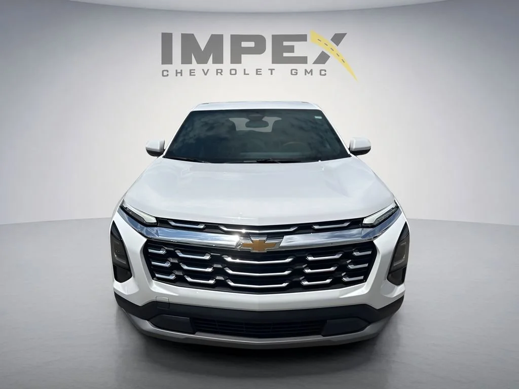 Used 2026 Summit White Chevrolet LT image 8