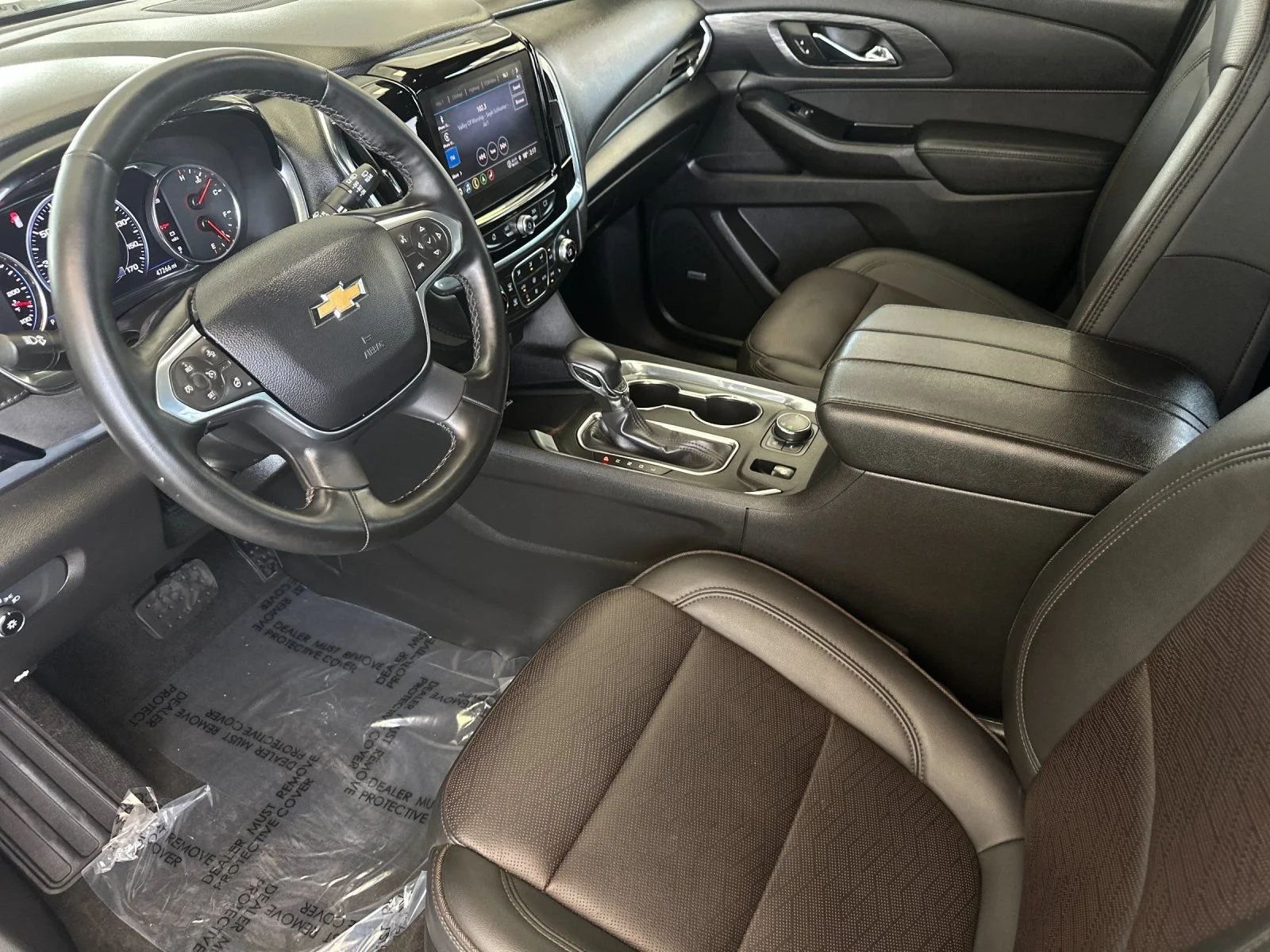 Used 2023 SUMMIT WHITE Chevrolet High Country image 10