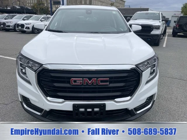 2024 GMC Terrain SLE - Photo 10