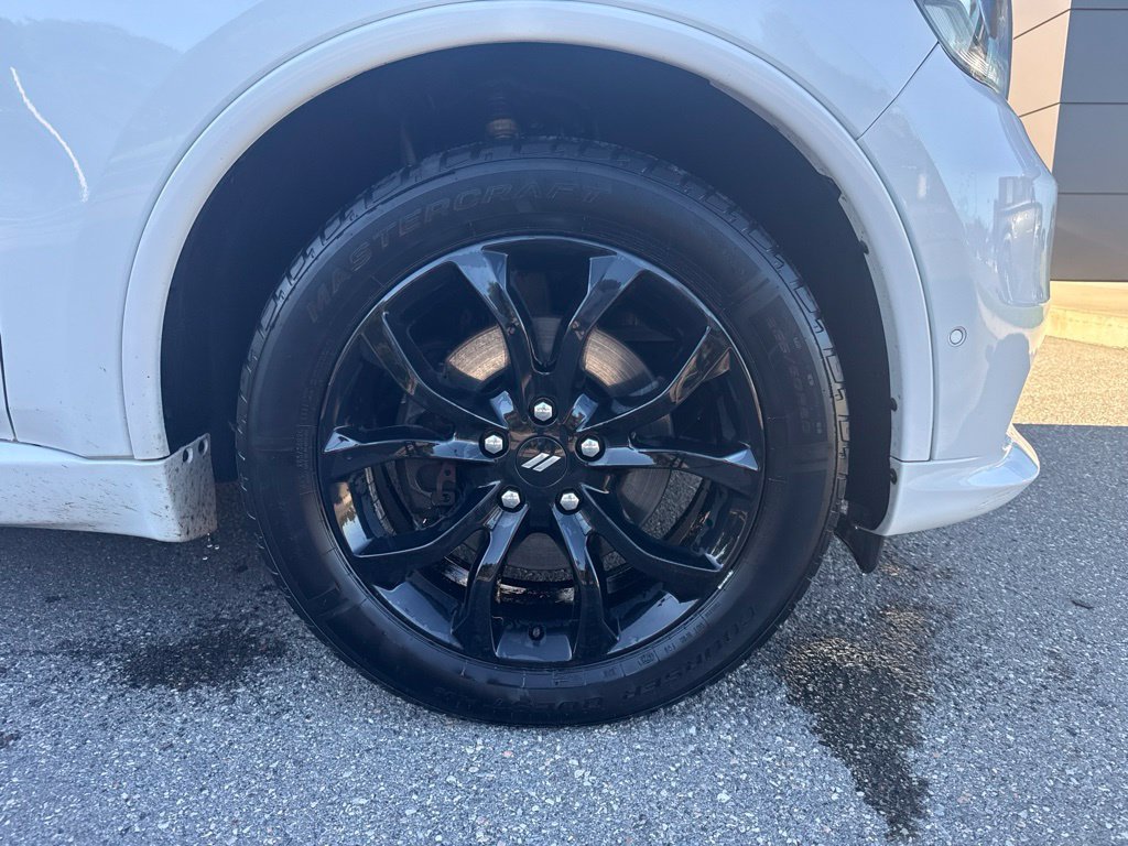 Used 2019 Ivory Pearl Dodge R/T image 4