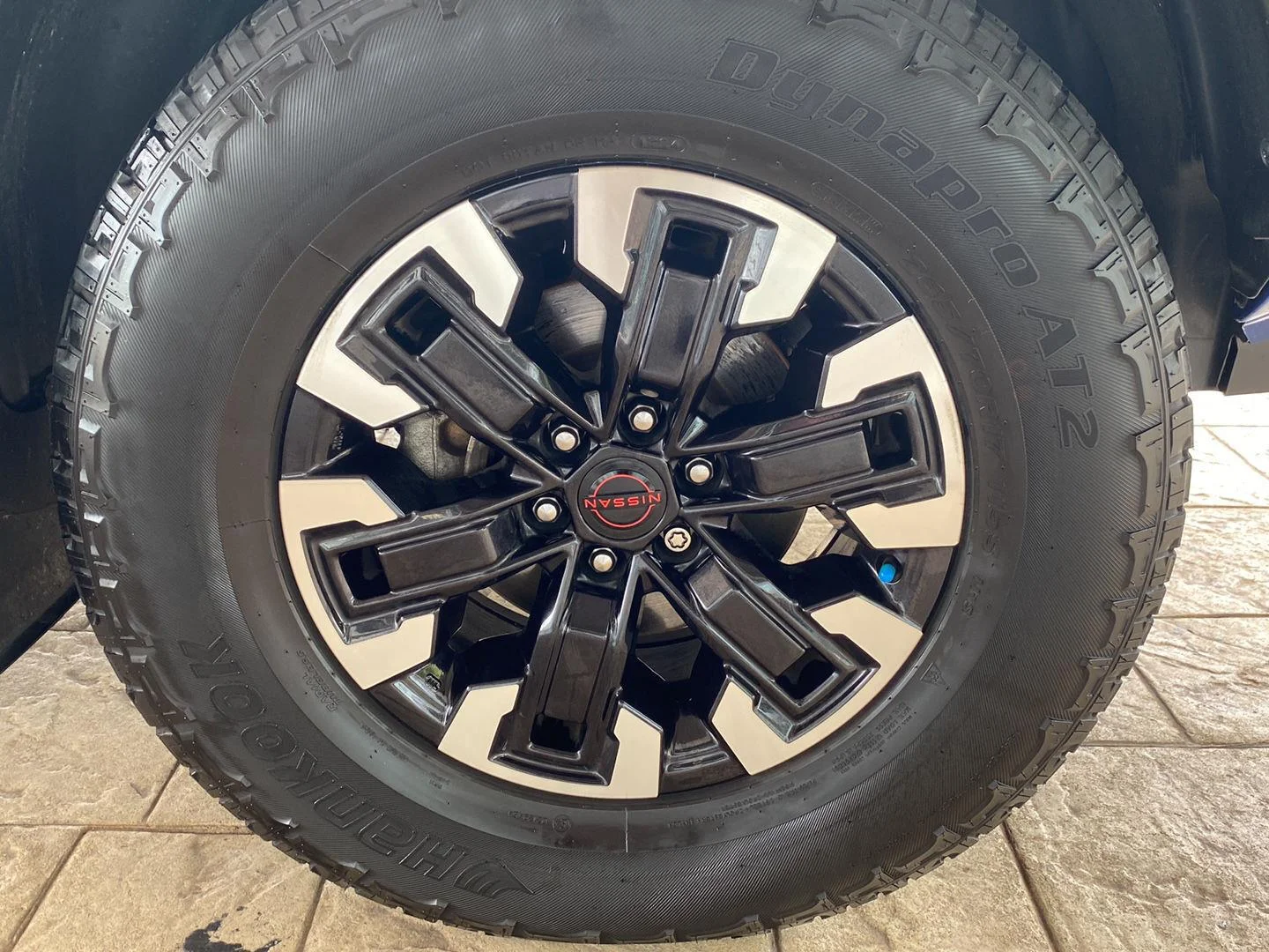 Used 2024 Bluestone Pearl Nissan PRO-4X image 12
