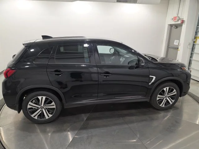 New 2026 Labrador Black Pearl Mitsubishi 2.0 SE image 4
