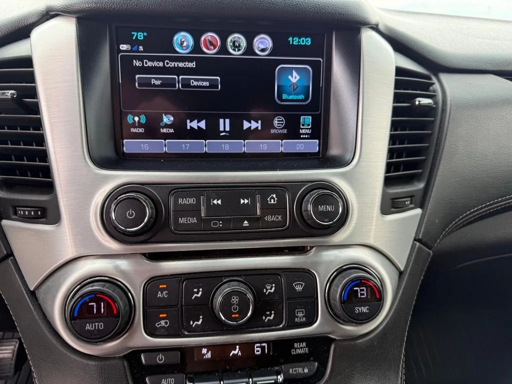 Used 2017 Silver GMC SLE image 12