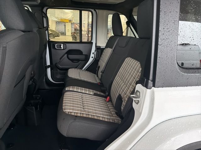 New 2026 Bright White Clear-Coat Exterior Paint Jeep 85th Anniversary Edition image 12