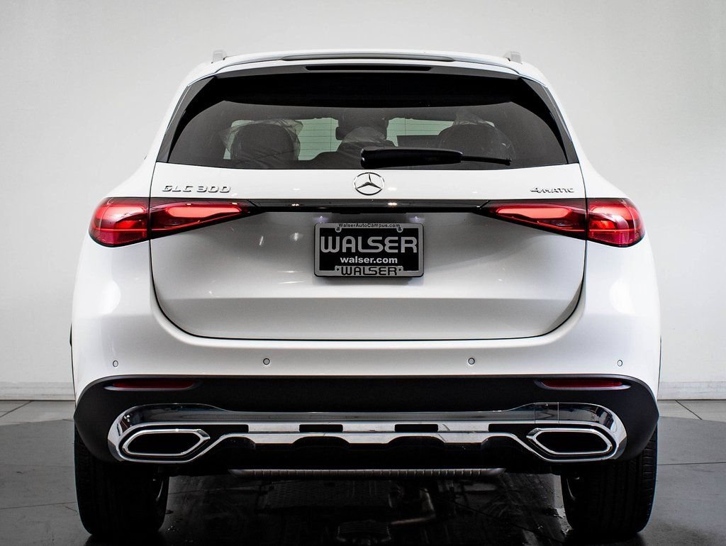 Used 2026 Polar White Mercedes-Benz GLC 300 image 10