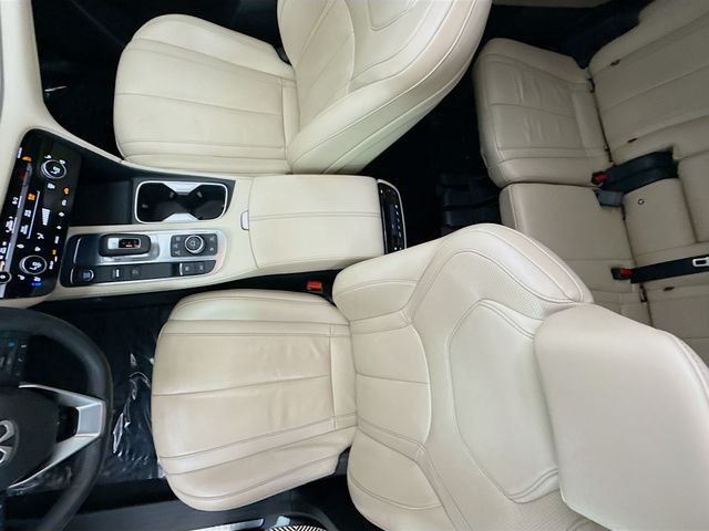 Used 2023 Mineral INFINITI LUXE image 22