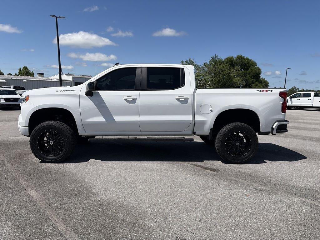 Used 2023 White Chevrolet RST image 4