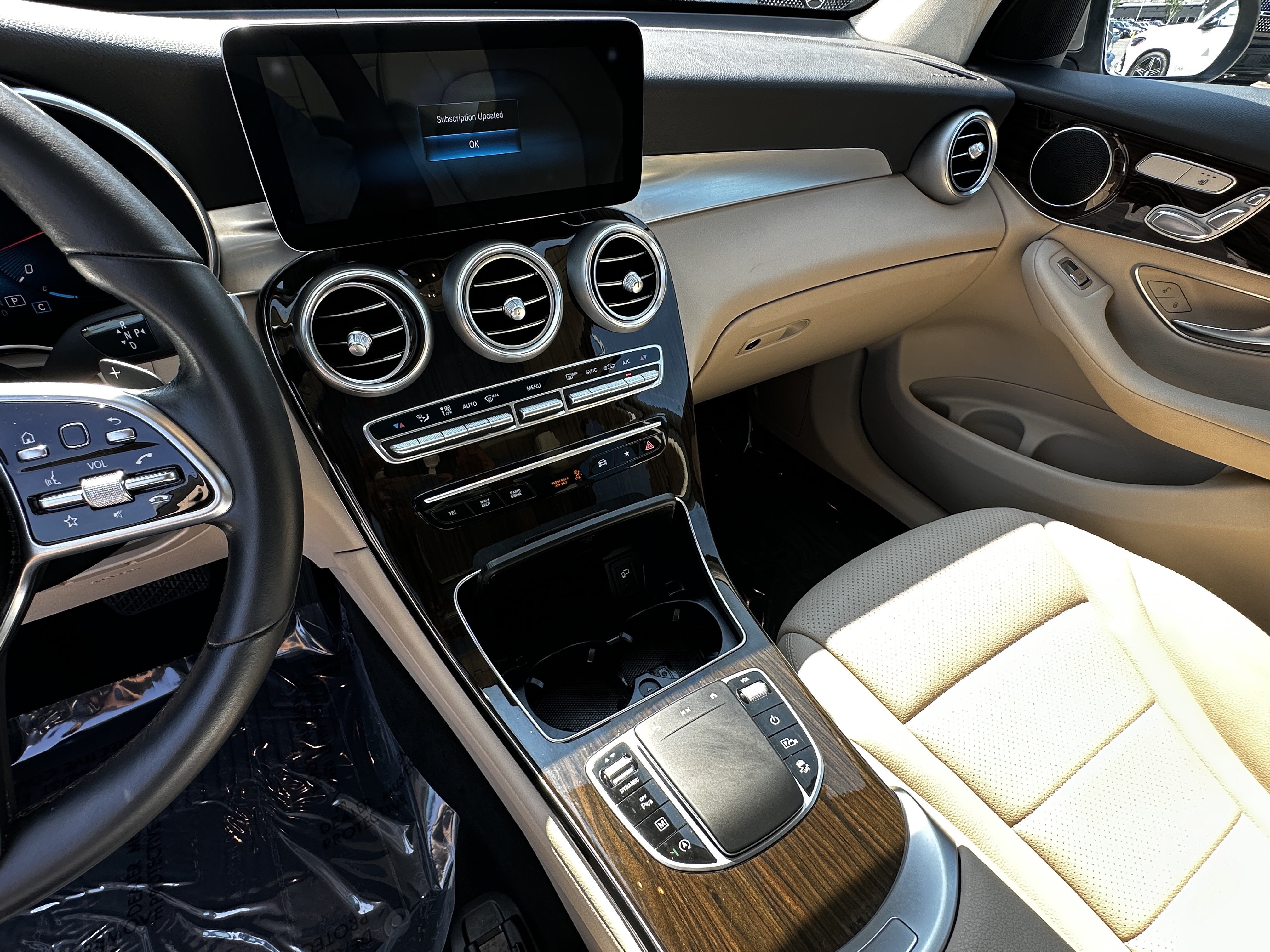 Certified Used 2021 Silver Mercedes-Benz GLC 300 image 31