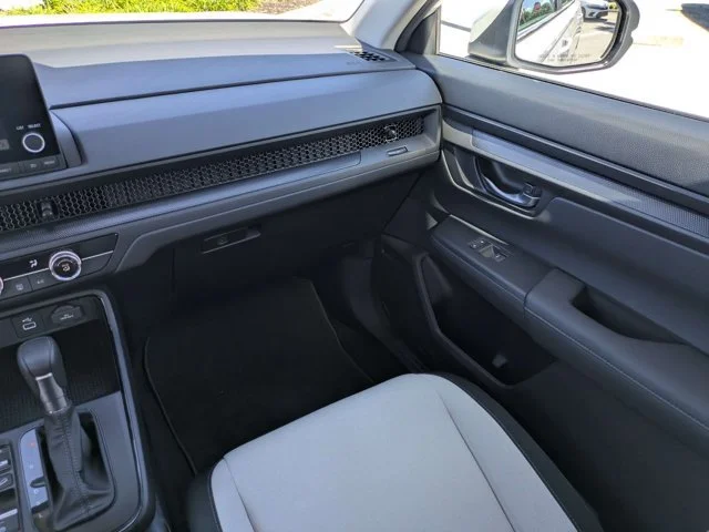 2024 Honda CR-V LX - Photo 16
