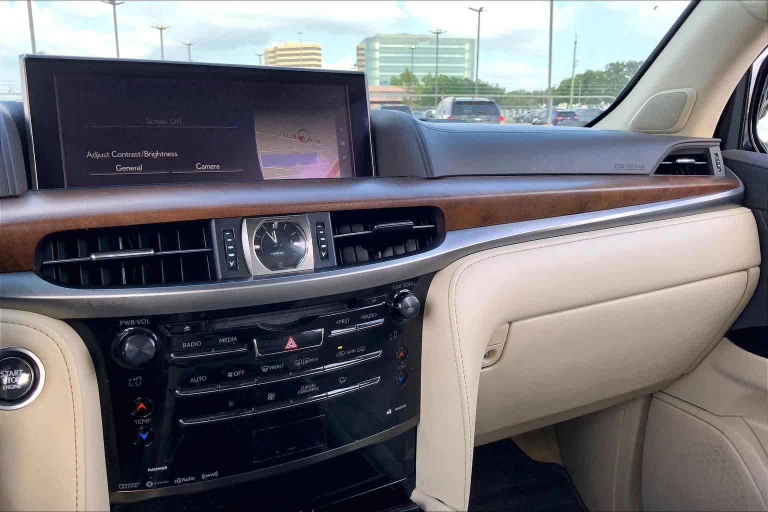 Used 2020 Eminent White Pearl Lexus  image 35