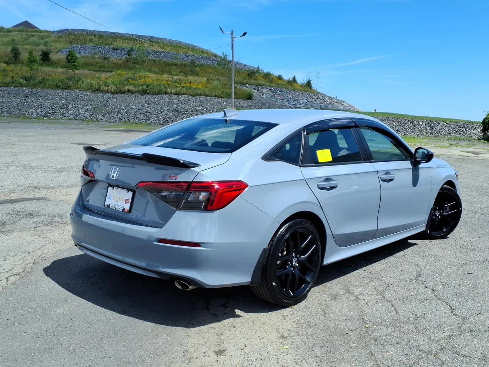 Certified Used 2023 Sonic Gray Pearl Honda  image 5
