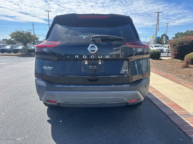 Used 2021 Black Nissan SV image 8
