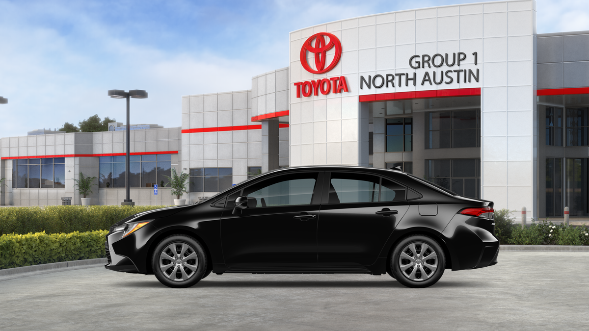 New 2026 Midnight Black Metallic Toyota LE image 4