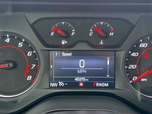 Used 2023 Summit White Chevrolet 1LT image 53