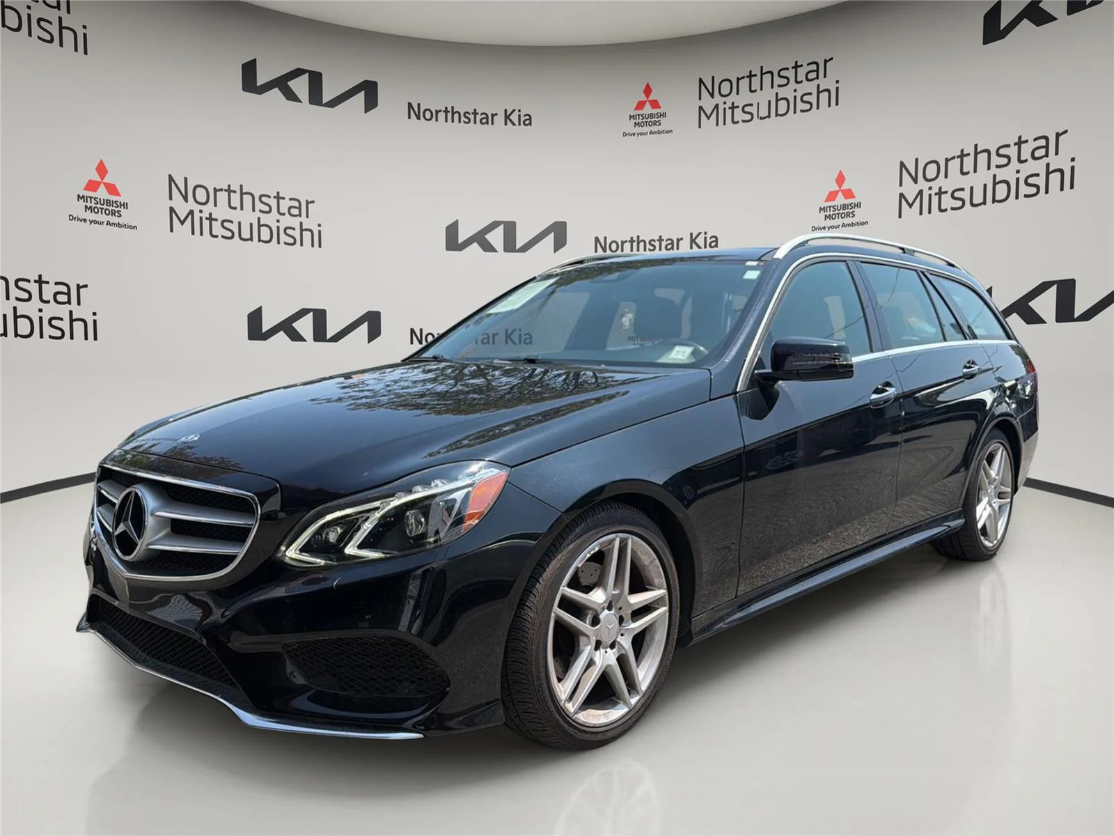 2016 Mercedes-Benz E-Class E350 Sport 4MATIC's photo