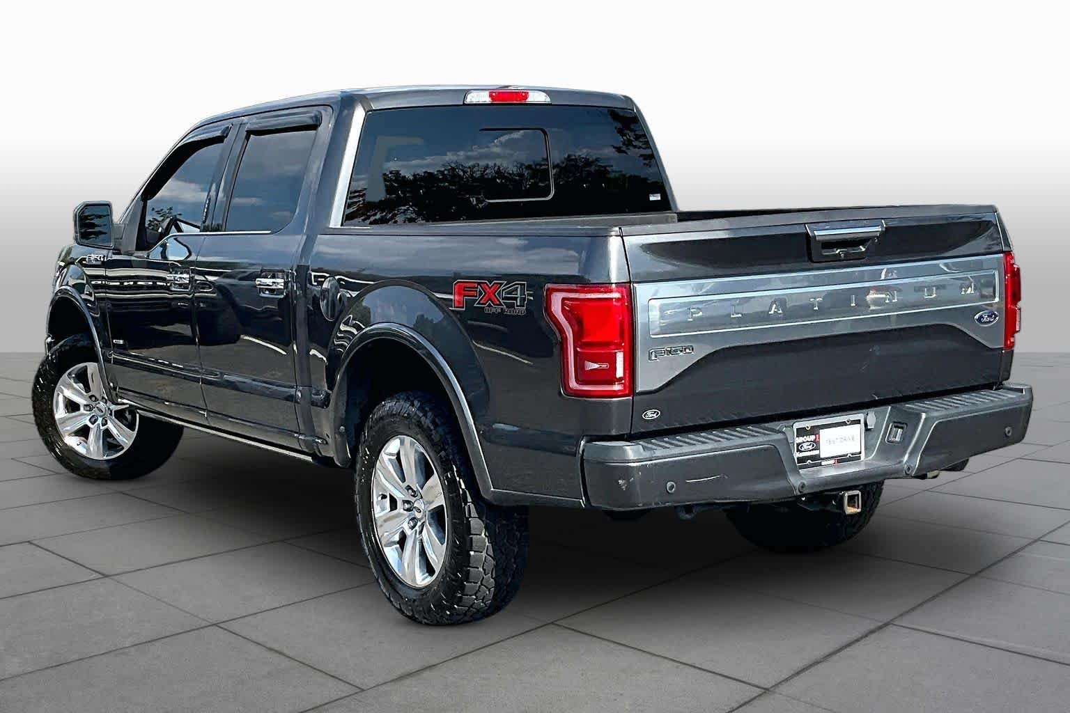 Used 2015 Magnetic Metallic Ford Platinum image 11