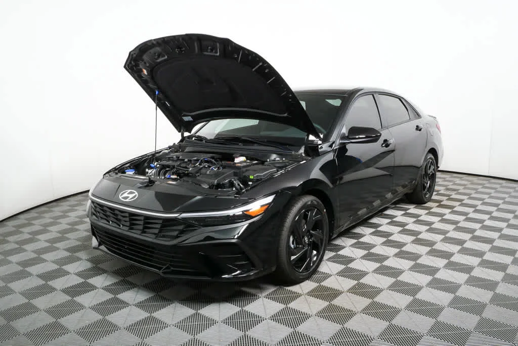 New 2026 Abyss Black Hyundai SEL Sport image 10