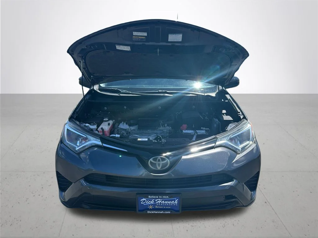 Used 2017 Gray Toyota LE image 4