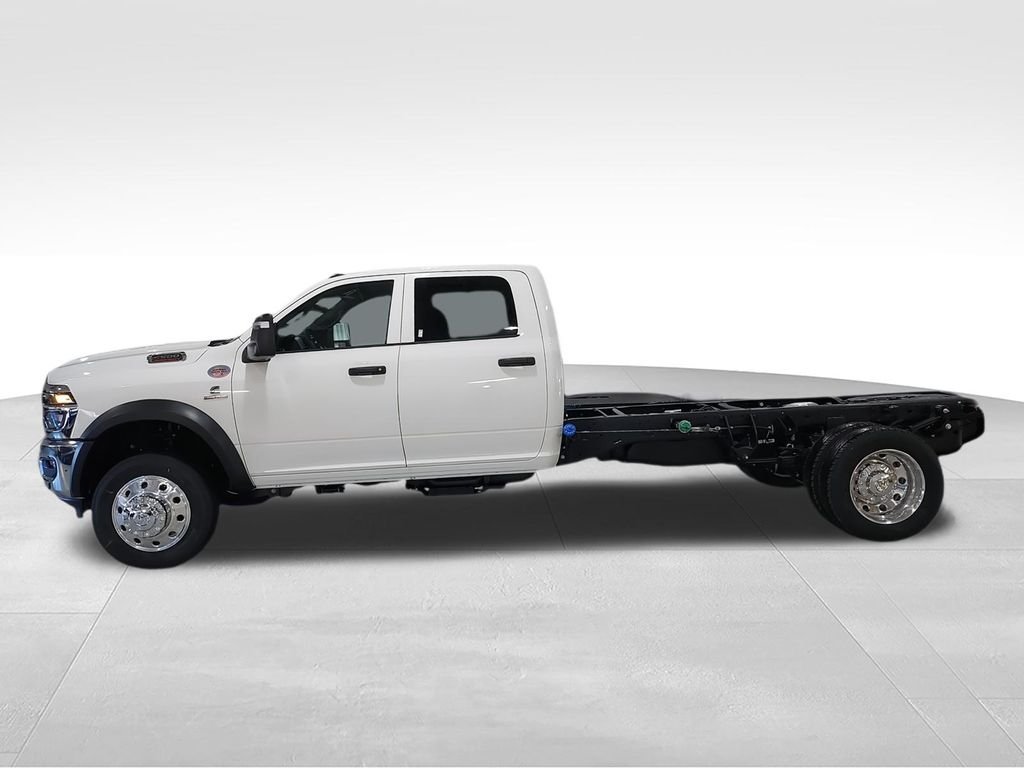 New 2026 Bright White Clear-Coat Exterior Paint RAM Tradesman image 5
