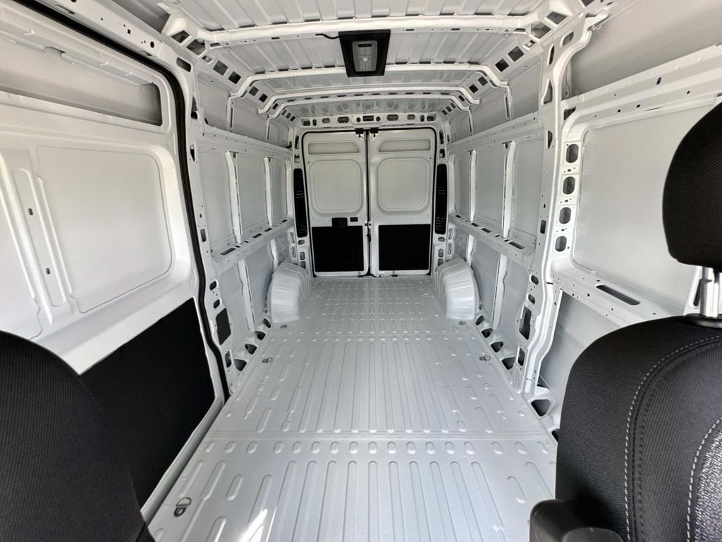 New 2026 Bright White Clear-Coat Exterior Paint RAM High Roof image 44