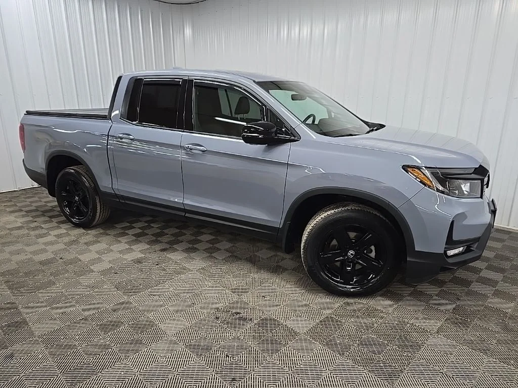 2022 Honda Ridgeline Black Edition's photo
