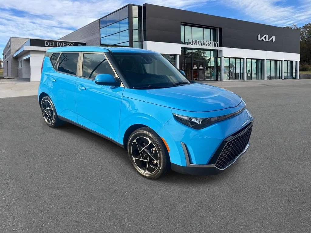 Used 2023 Blue Kia EX image 1