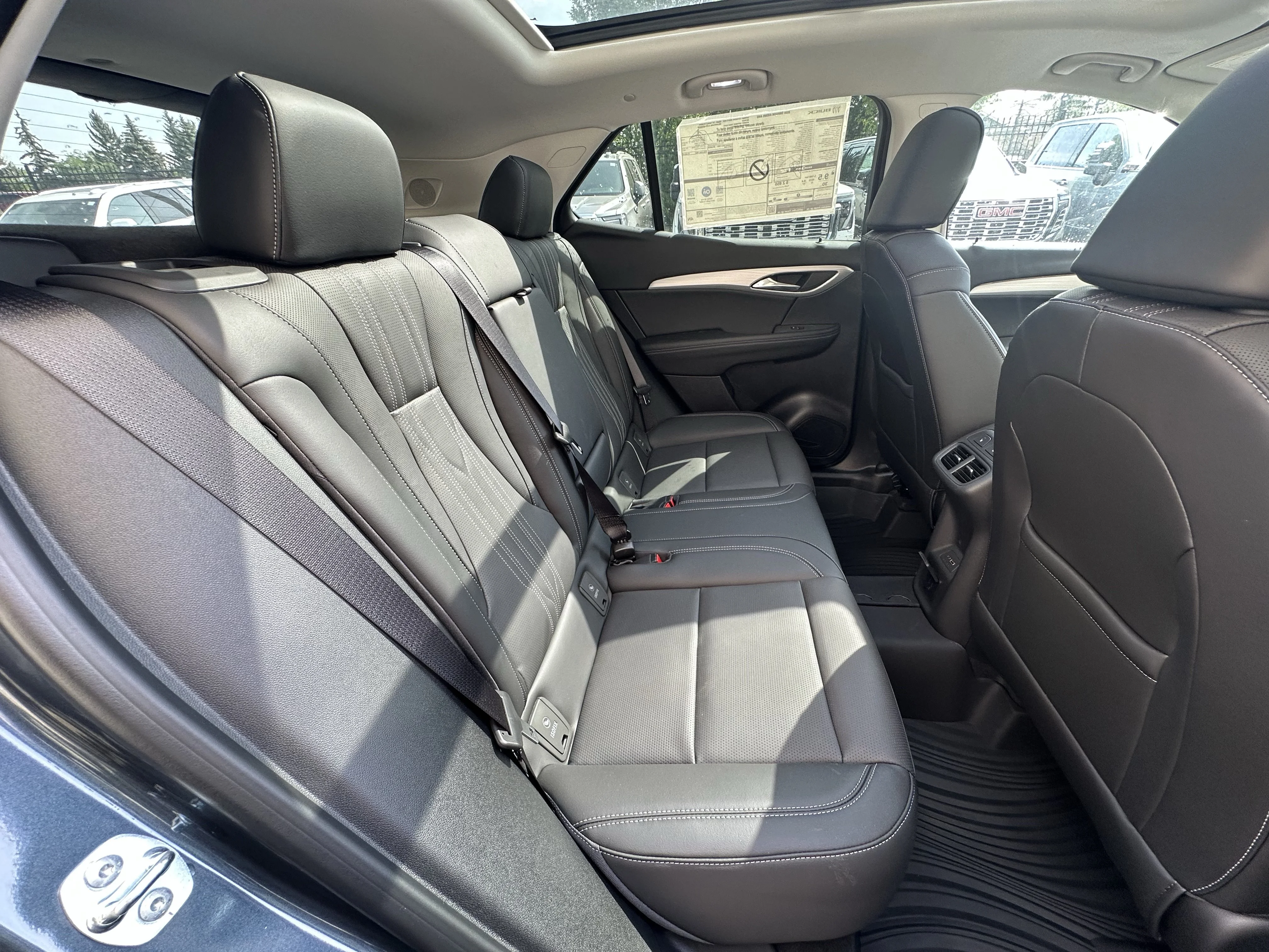 New 2026 Quartz Blue Metallic Buick Avenir image 22