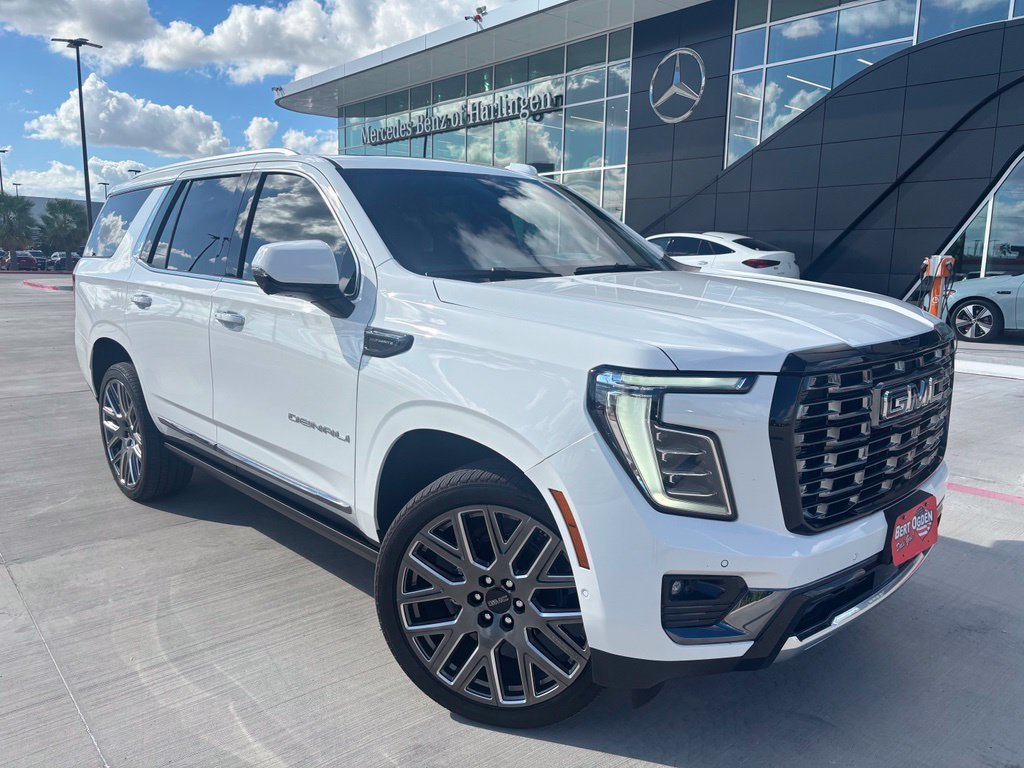 Used 2026 White GMC Denali Ultimate image 1