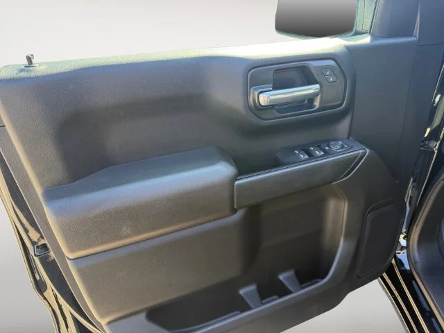 Used 2025 Onyx Black GMC Pro image 10