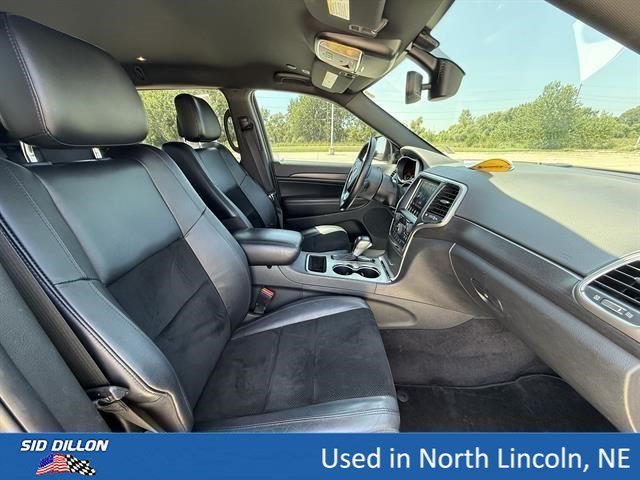 Used 2018 Velvet Red Pearlcoat Jeep Altitude image 21