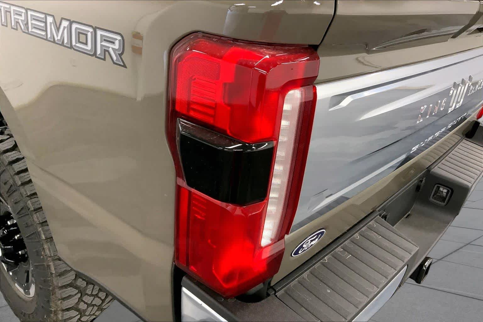 New 2027 Marsh Gray Metallic Ford F-250® King Ranch® image 14