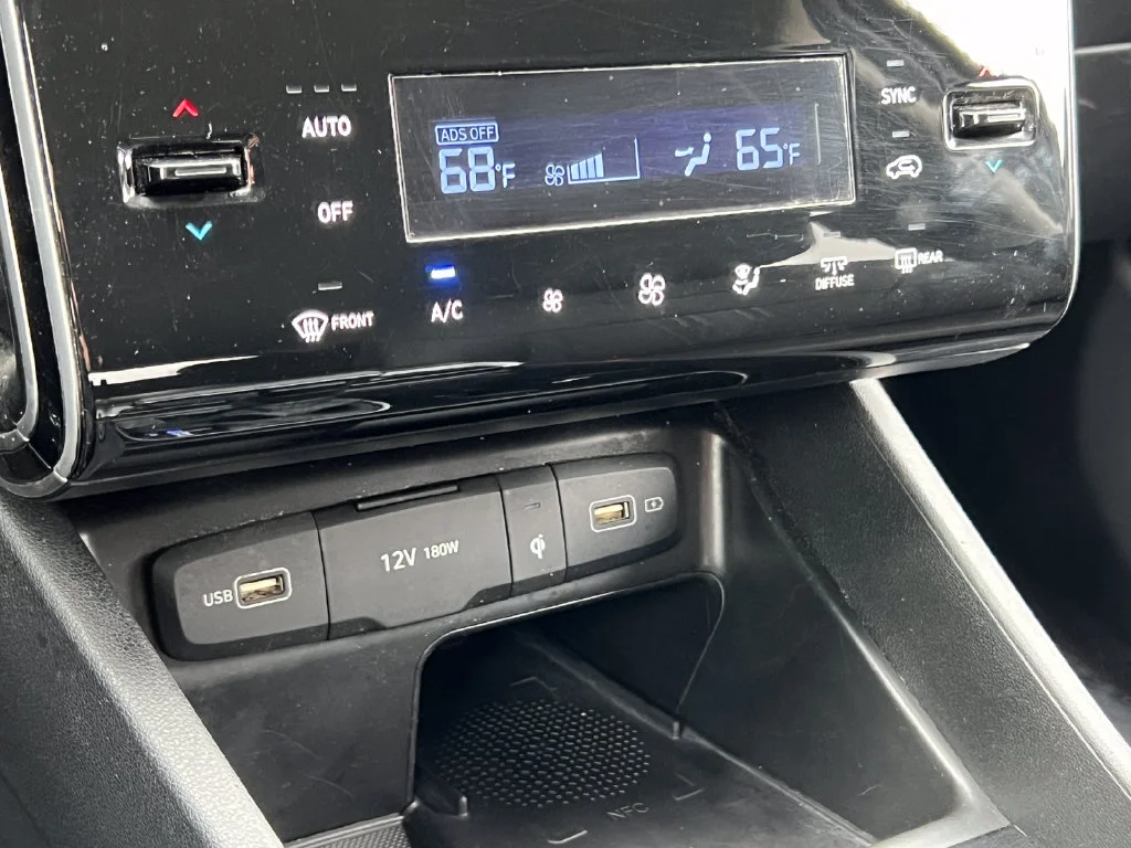 Used 2024 Gray Hyundai SEL image 22