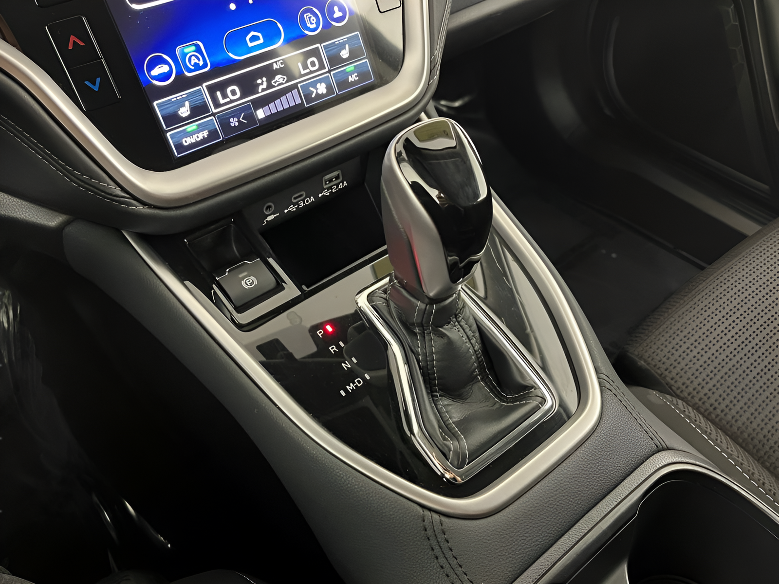 Used 2023 Crystal Black Silica Subaru Premium image 22