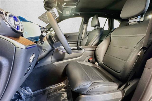 New 2026 Graphite Grey Metallic Mercedes-Benz GLC 300 image 48