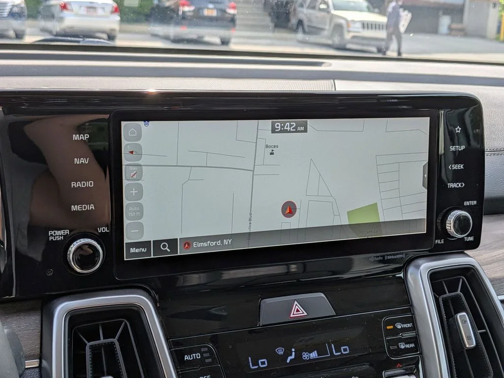 Used 2022 Green Kia S image 18