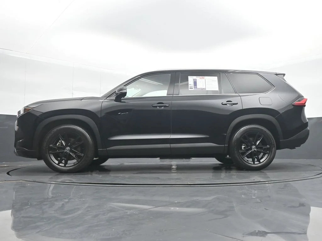 Used 2024 Black Toyota Platinum image 28