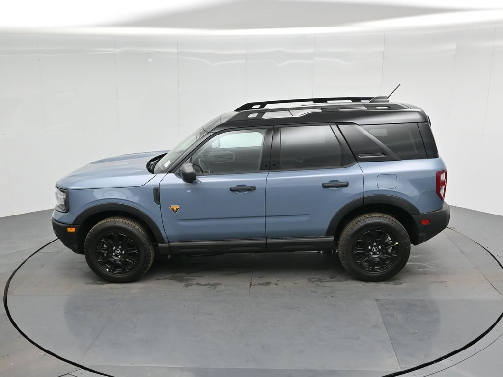 New 2025 Azure Gray Metallic Tri-Coat Ford Badlands image 47