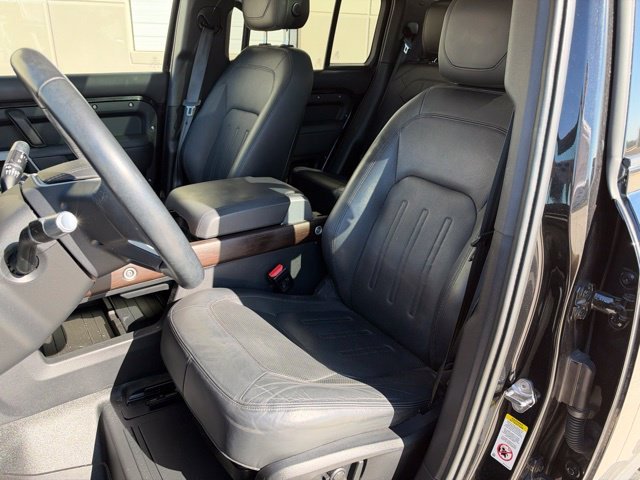 Used 2020 Black Land Rover HSE image 11