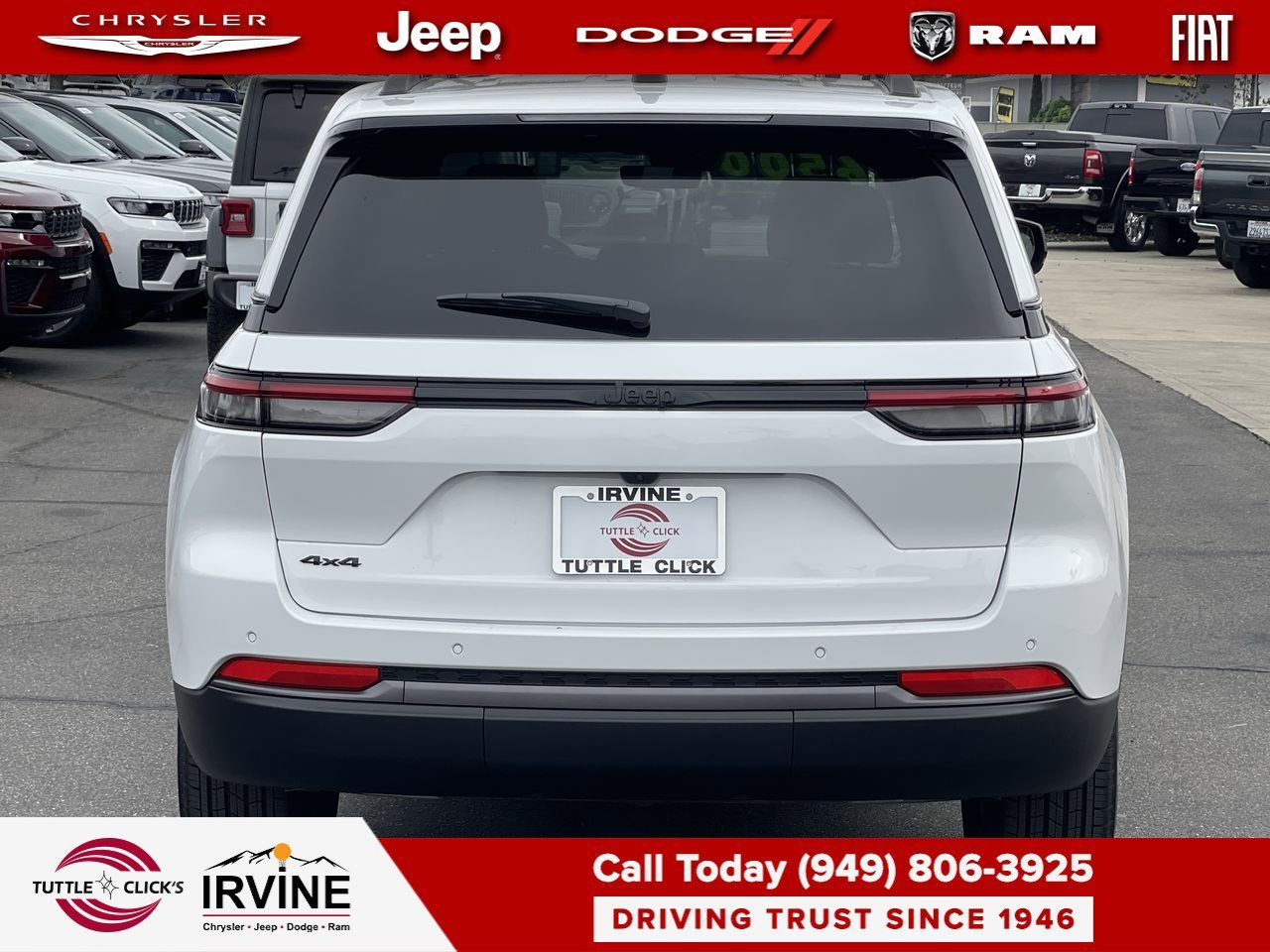 Used 2026 Bright White Clearcoat Jeep Laredo Altitude image 5