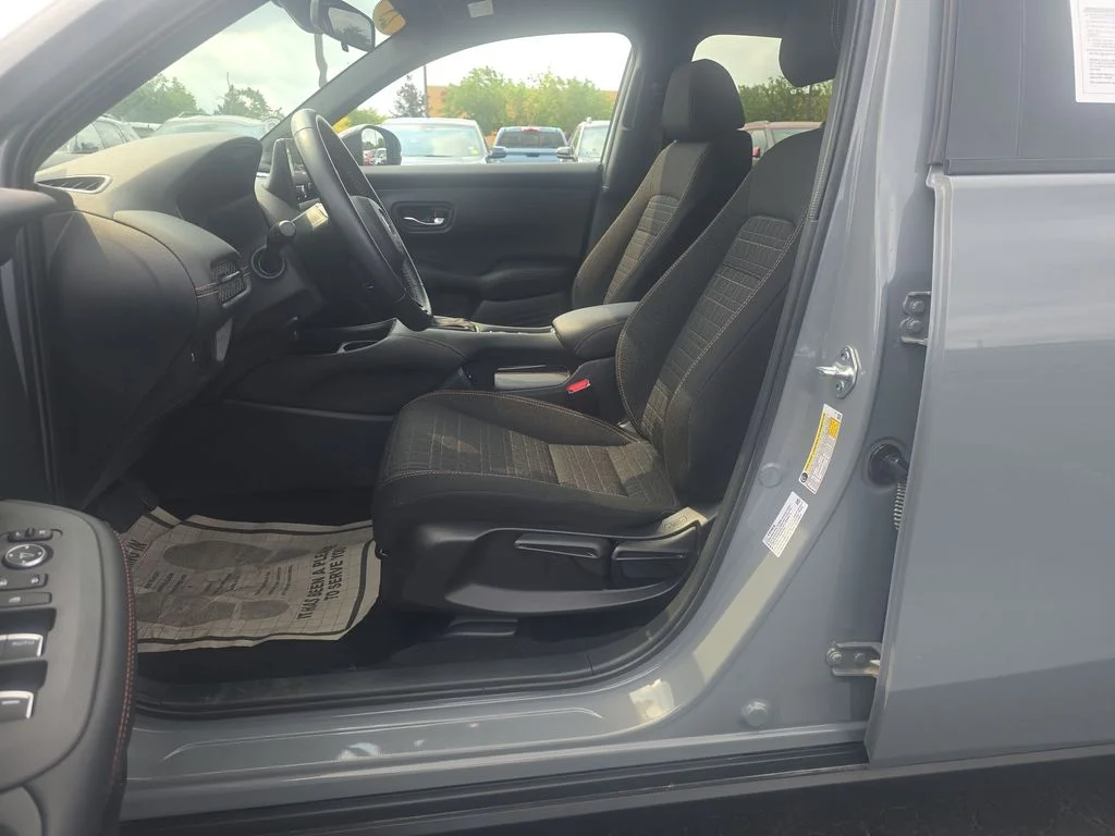 2025 Honda HR-V Sport - Photo 19