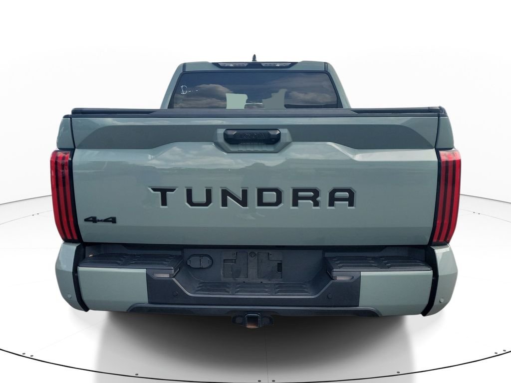 Used 2022  Toyota SR5 image 4