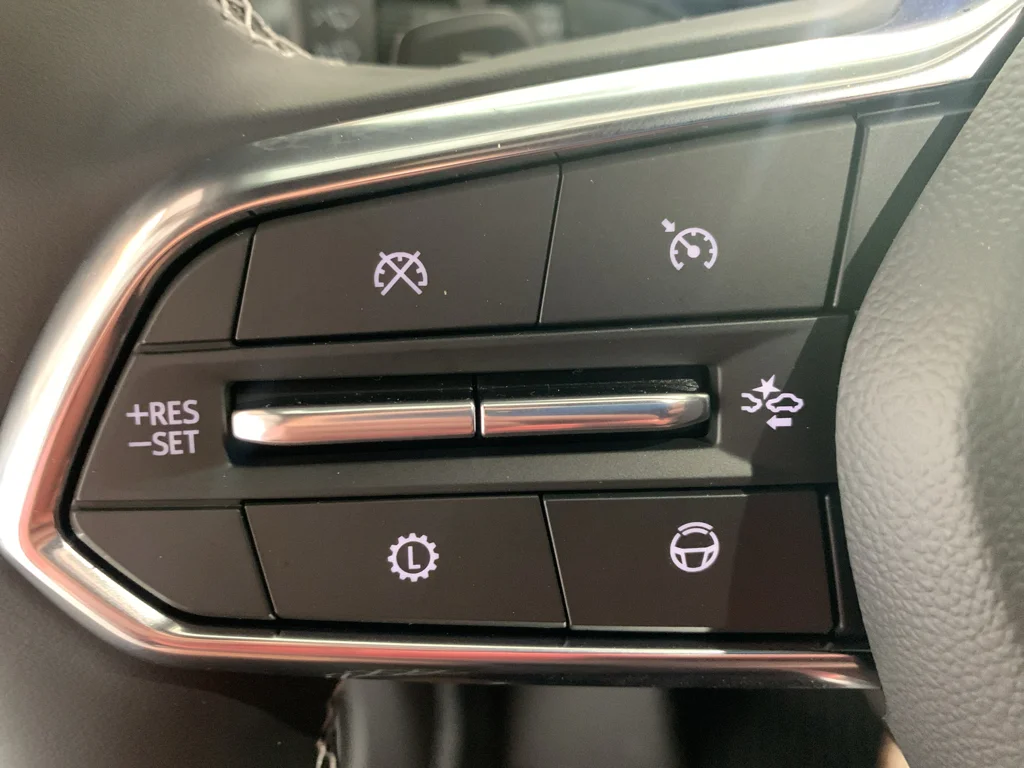 2027 Chevrolet Traverse LT - Photo 20