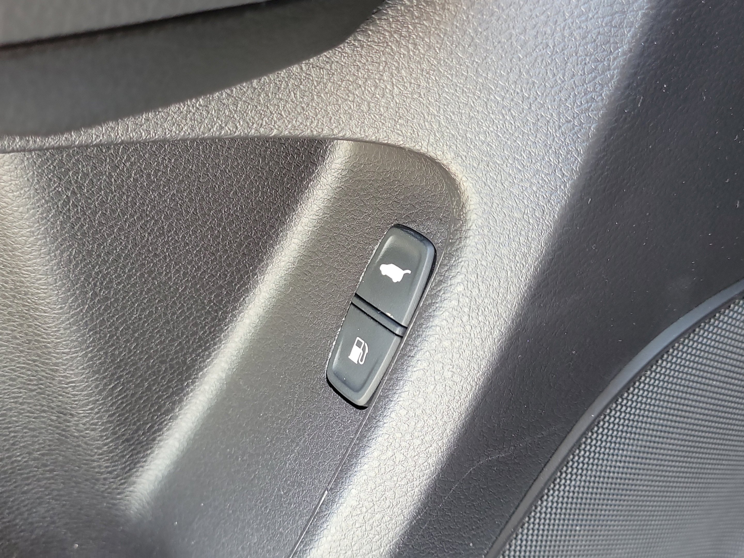 Used 2020 Platinum White Pearl Acura MDX image 26