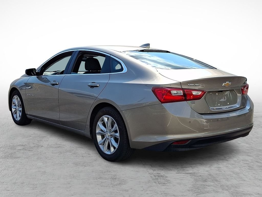 Used 2024 Gray Chevrolet LT image 4