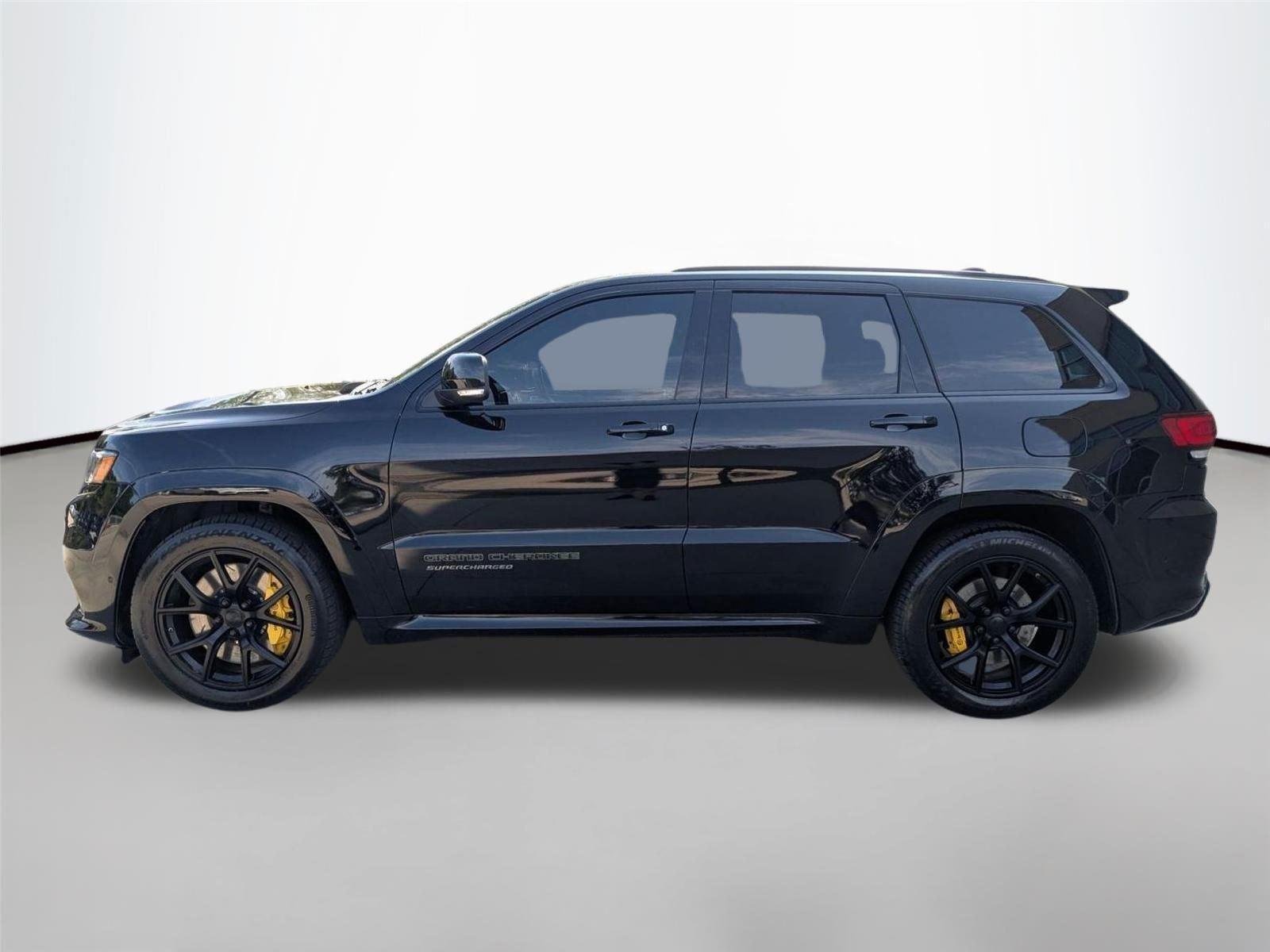 Used 2020 Granite Crystal Metallic Clearcoat Jeep Trackhawk image 8