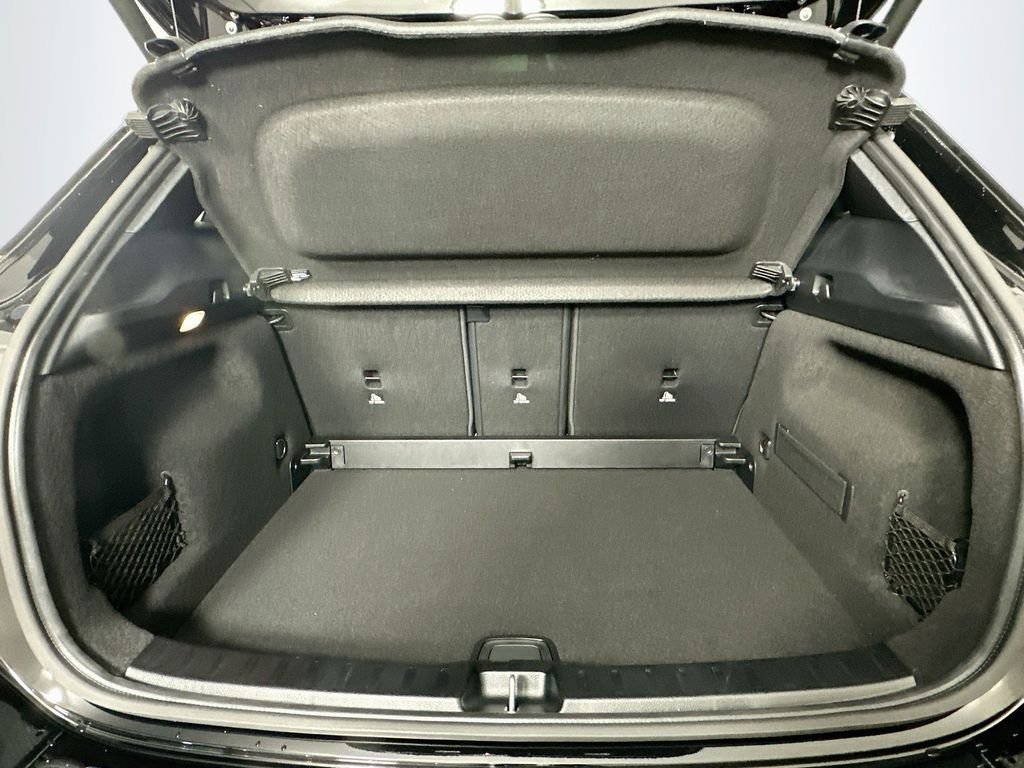 New 2026 Night Black Mercedes-Benz GLA 250 image 25