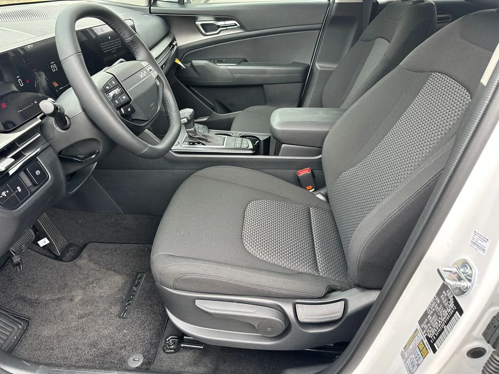 New 2026 White Kia LX image 9