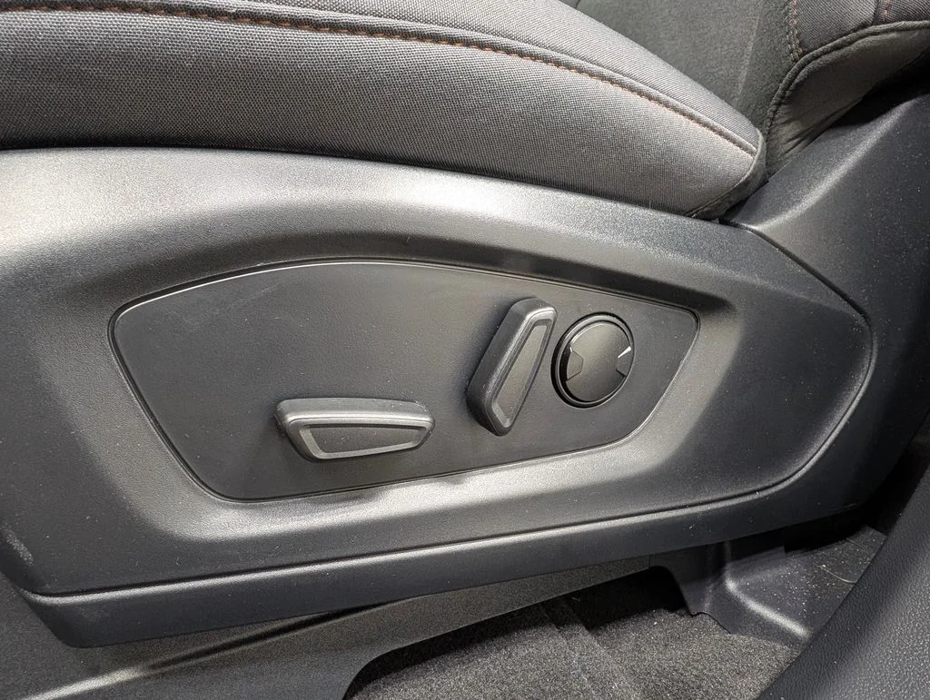 New 2026 Agate Black Metallic Ford Active image 13